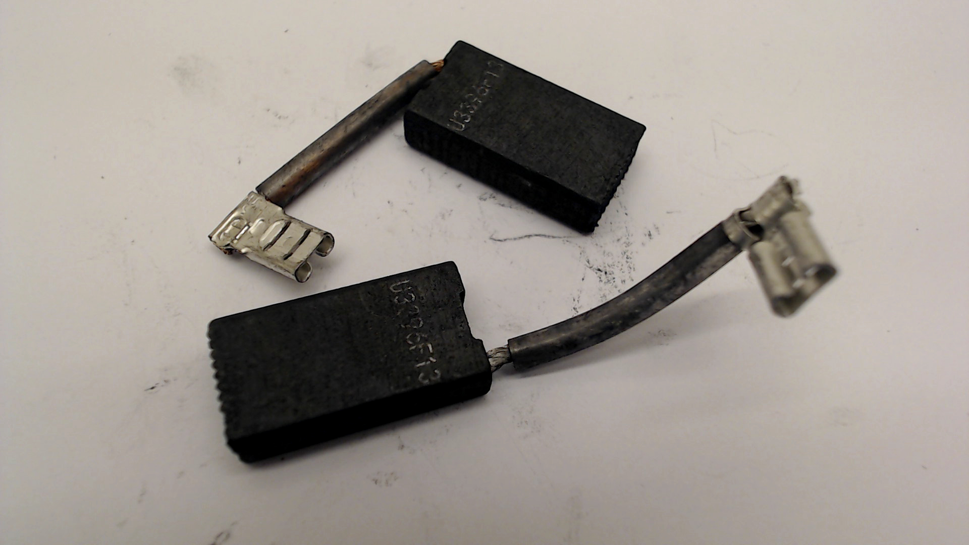 Carbon-brush Set
