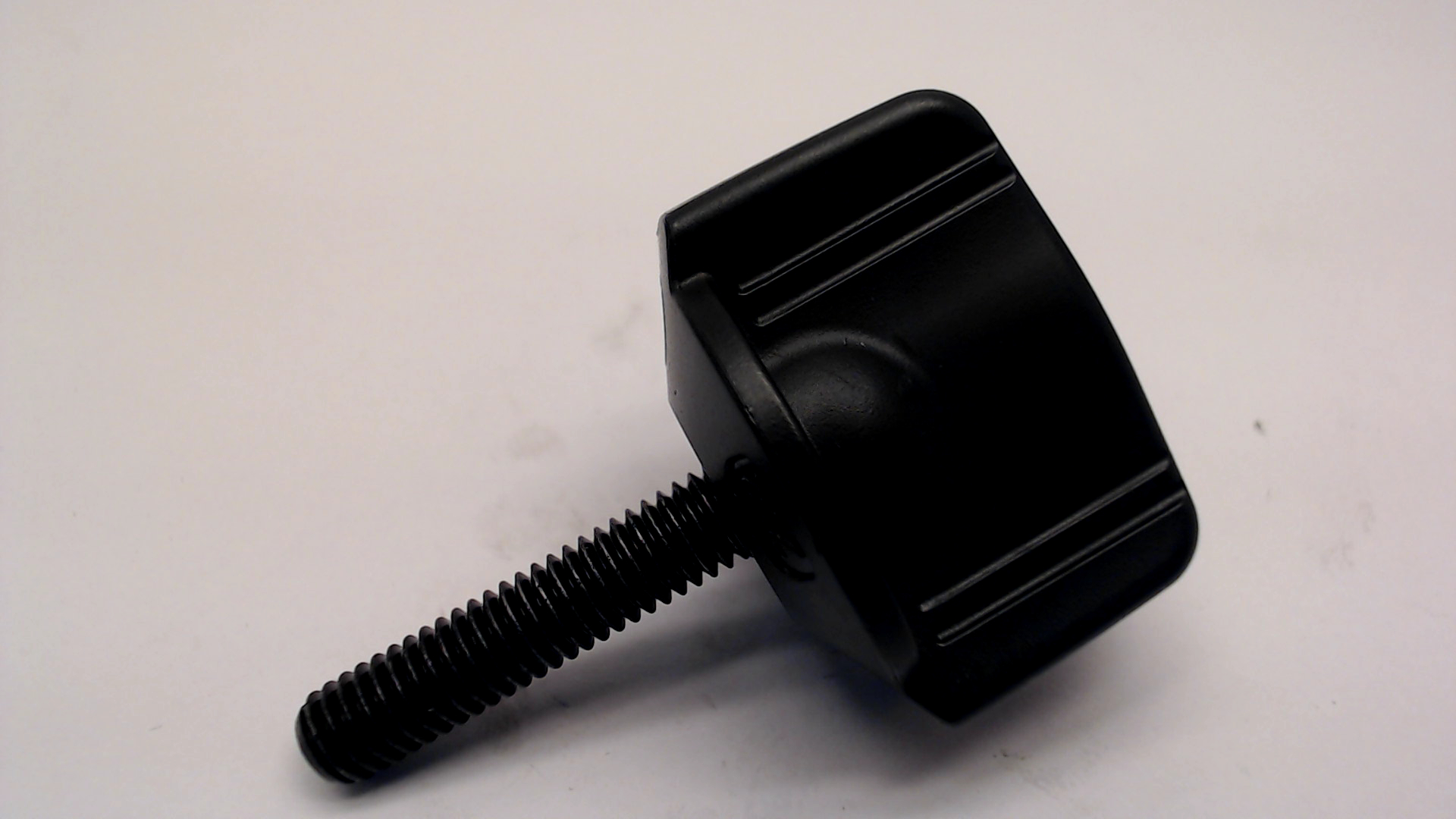 THUMB SCREW M6X26 SP6000