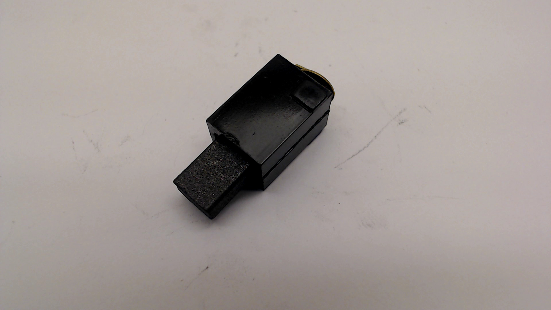 BRUSH & HOLDER SA